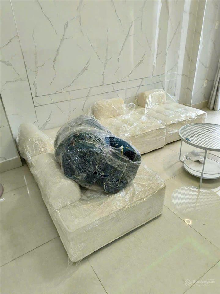 Chính chủ gửi bán nhà quận 2 nhà 4 lầu mặt tiền đường xe tải cách lê văn thịnh 10m. giá tlcc