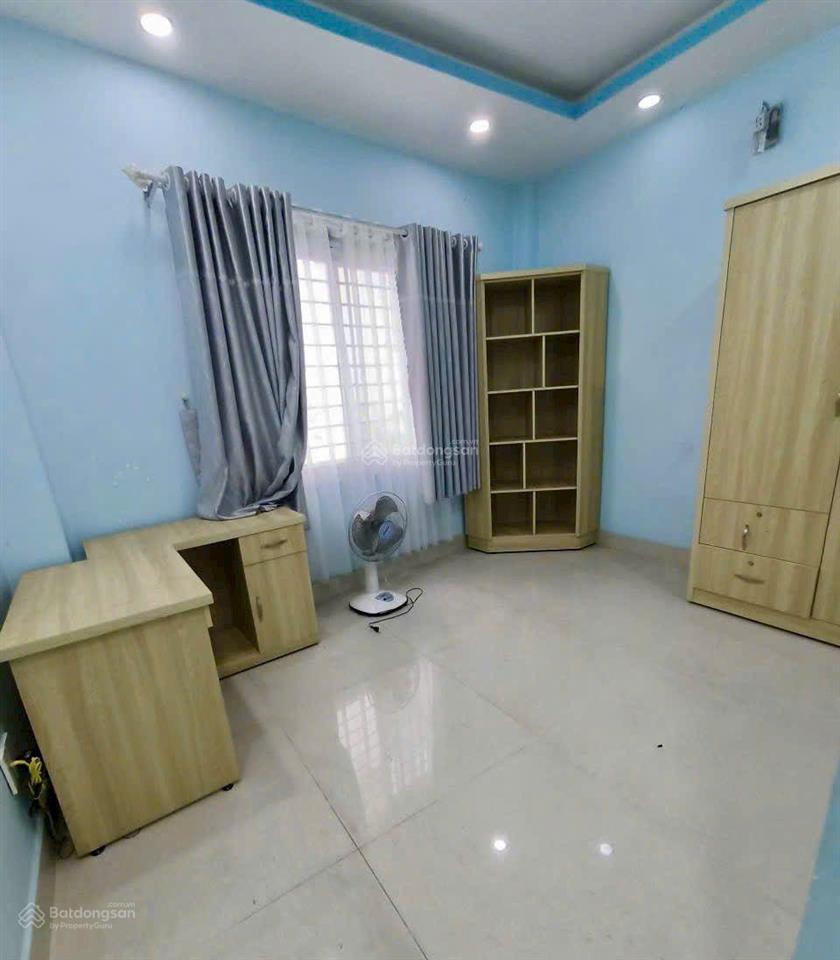 Chính chủ gửi bán nhà quận 2 nhà 4 lầu mặt tiền đường xe tải cách lê văn thịnh 10m. giá tlcc