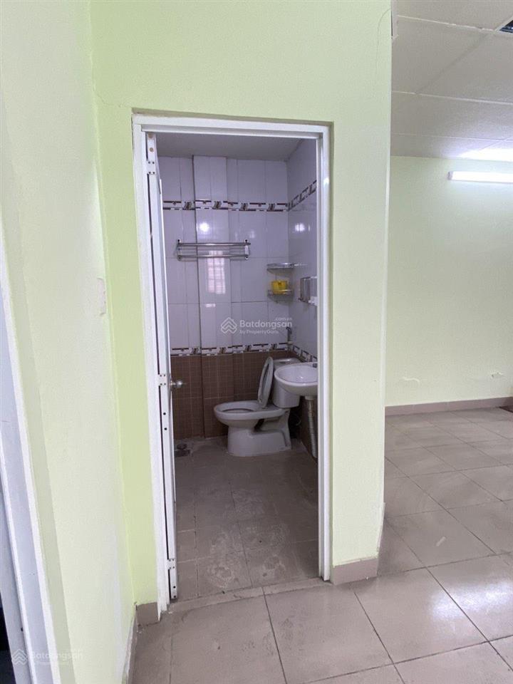 Bán nhà ngay mặt tiền 56 mai văn ngọc, phú nhuận nhà 4 tầng (4,27m x 13,75m) + hđ thuê tlcc