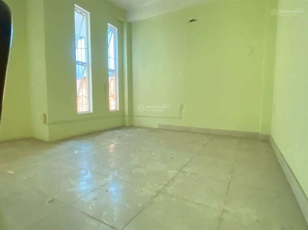 Bán nhà ngay mặt tiền 56 mai văn ngọc, phú nhuận nhà 4 tầng (4,27m x 13,75m) + hđ thuê tlcc