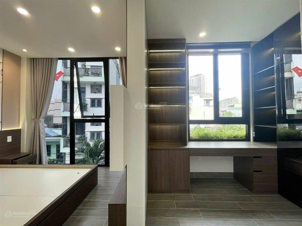 Bán nhà quận 2 mặt tiền đường ô tô cách nguyễn duy trinh chỉ 20m ngang 6.5m gara 3 tầng. giá tlcc