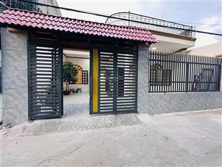 Cần bán nhanh căn nhà cấp 4 sổ riêng giá rẻ tp dĩ an bình dương