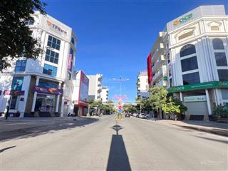 Cần bán lô đất nằm đường số 10 trung tâm hành chính thành phố dĩ an