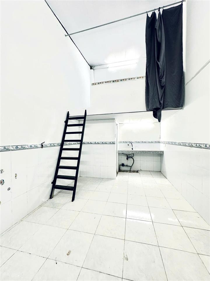 Bán dãy nhà trọ 33 phòng 640m2  100% thổ cư, ngay tt cần giuộc, thấp nhất thị trường  mua ngay