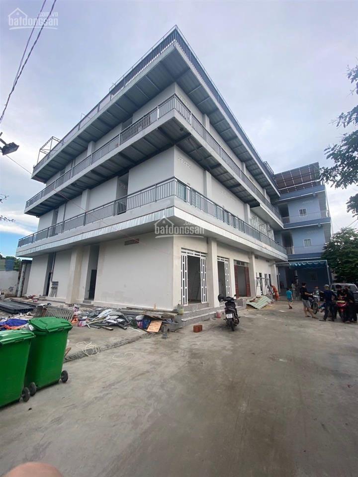 Giảm 4 tỷ, bán nhanh nhà đất 2mặt tiền trường dh tdm tặng nhà trọ, alo bán luôn trong ngày