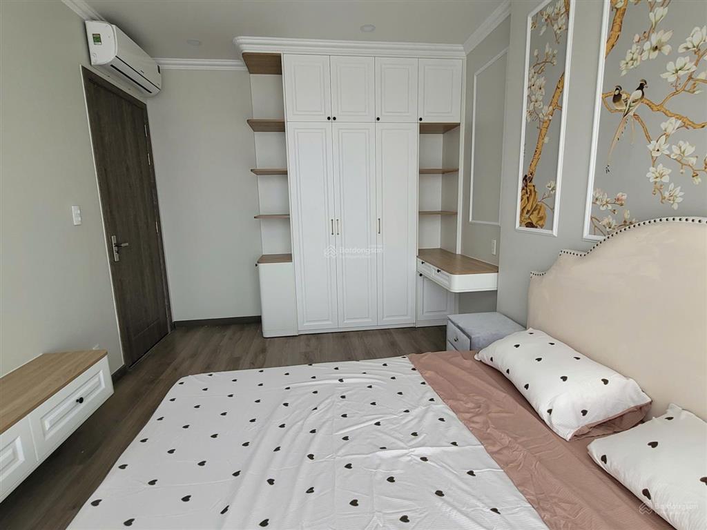 Nhà mới 100% nội thất hoàng gia, căn 3pn2wc lavida plus, view sông hướng đông nam