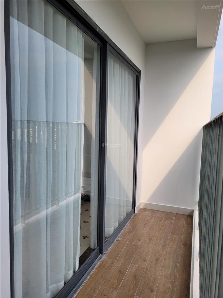 Nhà mới 100% nội thất hoàng gia, căn 3pn2wc lavida plus, view sông hướng đông nam