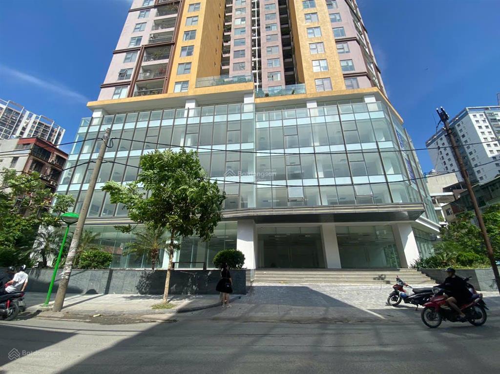 Cho thuê mặt bằng văn phòng, trung tâm đào tạo, lớp nhảy tại chân đế tòa t&t 120 định công, hà nội