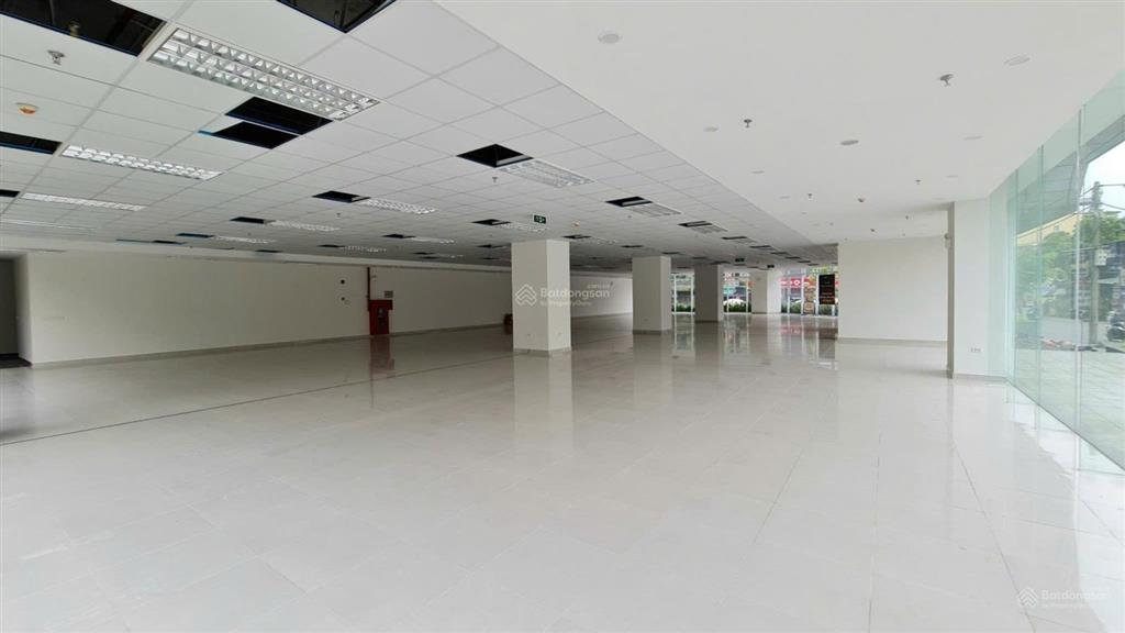 Cho thuê mặt bằng văn phòng, trung tâm đào tạo, lớp nhảy tại chân đế tòa t&t 120 định công, hà nội