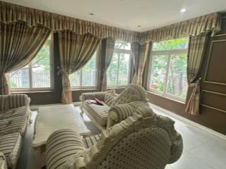 Biệt thự siêu VIP quận Tây Hồ, 320m2, mặt tiền 16m dành cho đại gia
