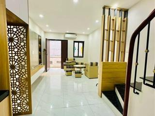 Bán nhà phân lô khu Trần Quang Diệu – Hoàng Cầu 92m2 giá 25 tỷ