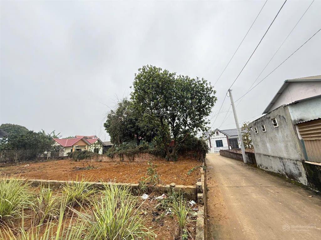 Trung tâm cnc hòa lạc 200m2, loanh quanh 4 tỷ