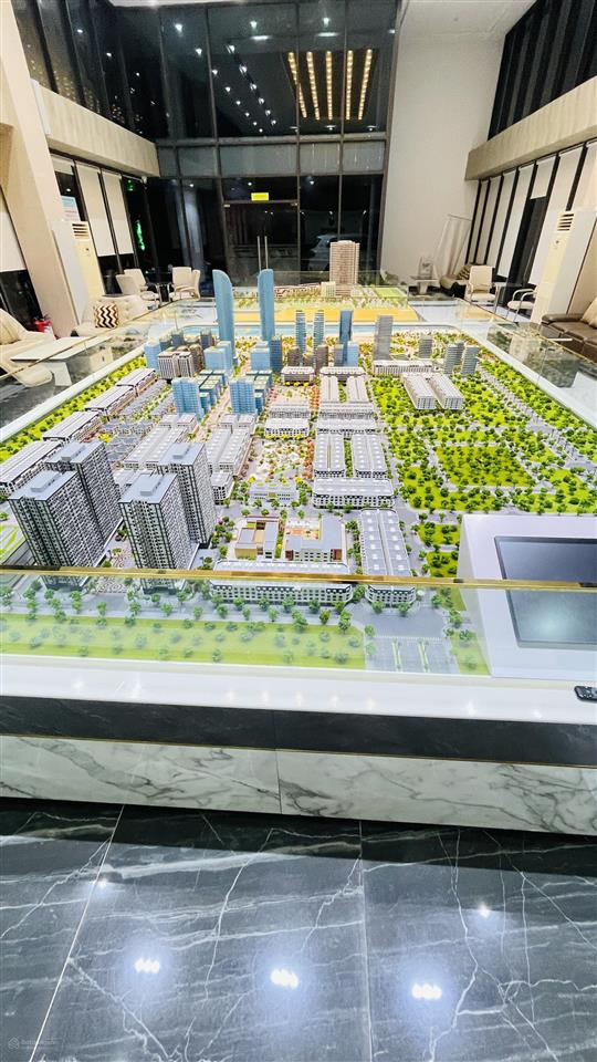 Chính chủ bán nhà mặt tiền đường chính, ngay biển bình sơn ninh chữ giá rẻ