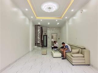 Bán nhà Đỗ Đức Dục - 30m2 x 5T thang máy - Marriot - Xây mới giá 6.5 tỷ