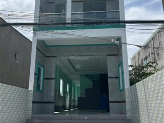 Bán nhà 1 trệt 1 lầu mới xây 4,7x30m mặt tiền trần thị non, cần giuộc giáp hcm, giá 3,8 tỷ