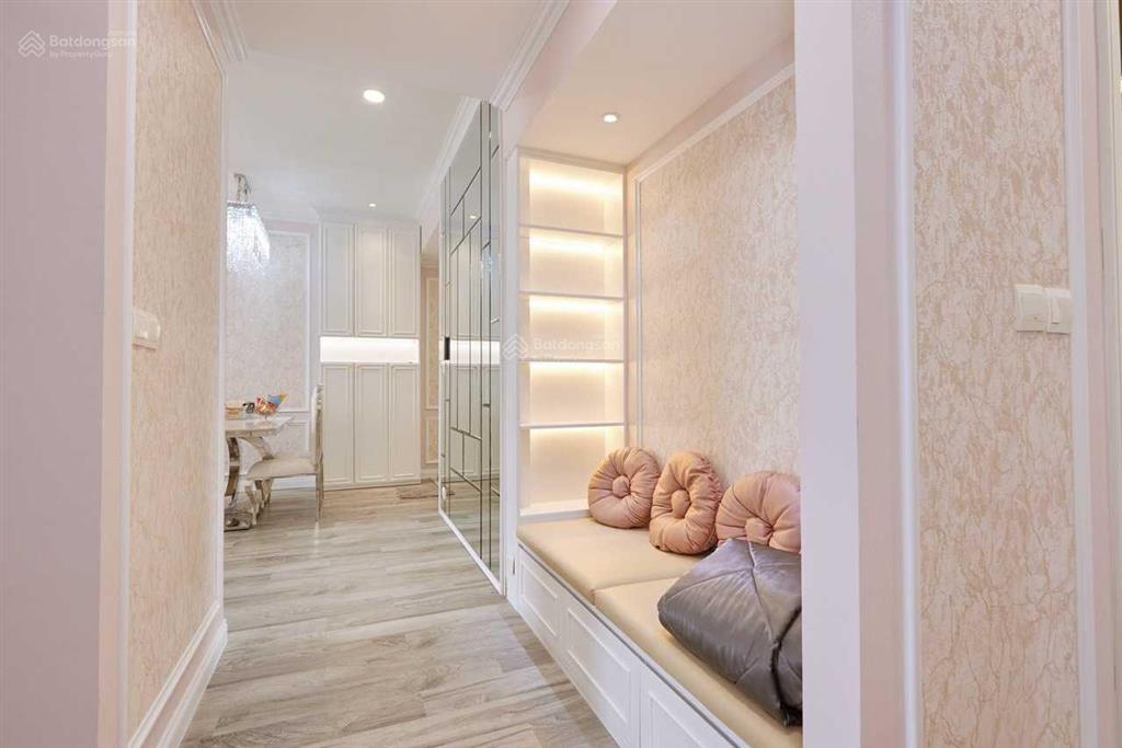 Cho thuê căn hộ 2pn giá rẻ 17 tr/tháng tại sunrise city view quận 7 (gần rmit).  0932 744 ***