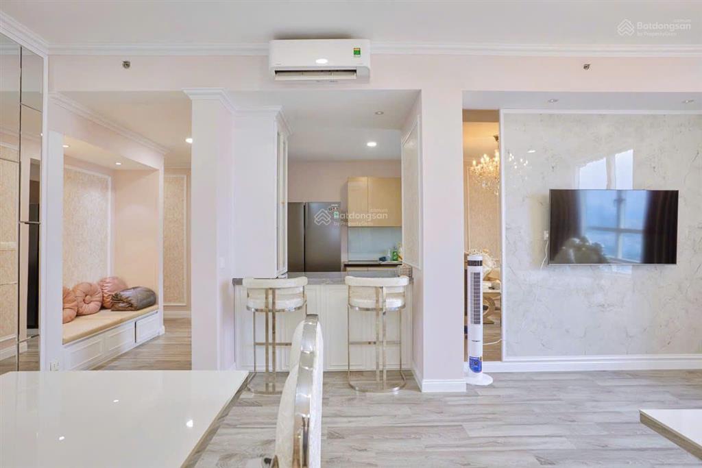 Bán nhanh căn hộ 3pn, 2wc, 106m2 giá tốt 7,9 tỷ, sunrise city south 0932 744 ***