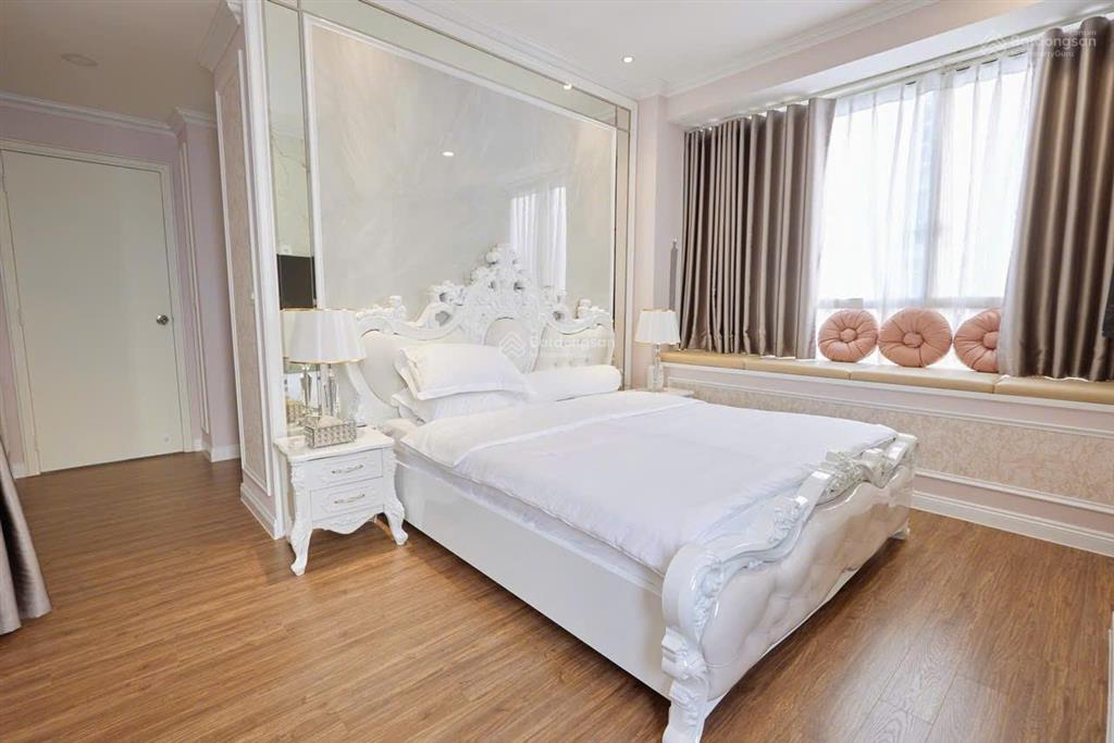 Bán nhanh căn hộ 3pn, 2wc, 106m2 giá tốt 7,9 tỷ, sunrise city south 0932 744 ***