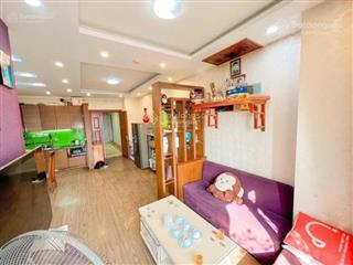 Bán căn 2pn, 1vs 1 ban công, 60m2, nhà có đồ, tòa pcc1 hà đông