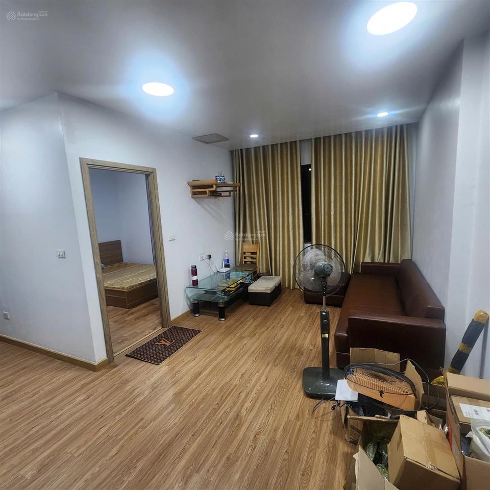 Chính chủ bán căn 62m 2pn 2vs có nội thất nhà đẹp giá 3,5x tỷ