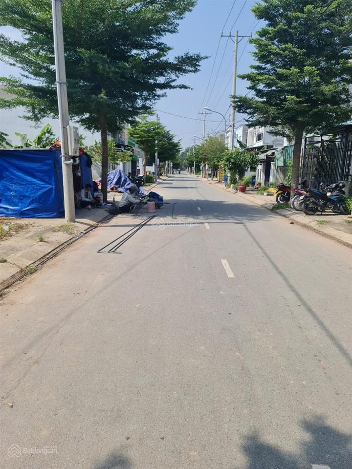 Kẹt tiền cần bán gấp lô đất sổ sẵn khu đô thị richhome 2 ở phường hòa lợi, tp bến cát, hỗ trợ vay