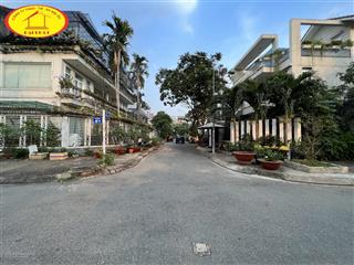 Bán gấp nền đất biệt thự 190m2 kdc sadeco phước kiển a, giá 84tr/m2