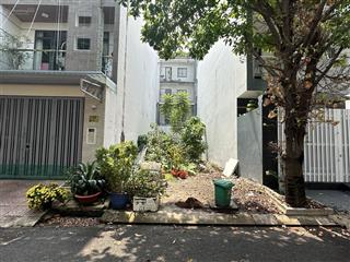 Bán gấp nền đất 100m2 kdc sadeco phước kiển a giá 9,5tỷ