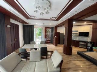 Bán nhà xuân la  ngay đại sứ quán  mặt phố xuân la  tây hồ  toà 7 tầng thang máy  65m2 ô tô