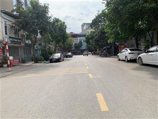 Bán đất mặt phố nguyễn khiêm ích gần ngay quận ủy gia lâm, gần hồ điều hòa, kinh doanh cực tốt