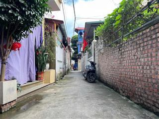 Bán gấp 37m đất ngõ 83 phúc lợi, ngõ nông cách đường ô tô chỉ 20m, giá chỉ 3.9 tỷ