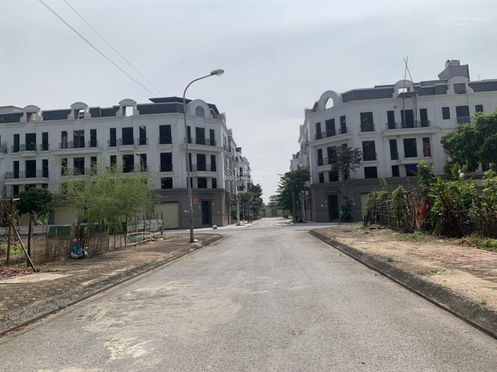 Bán lô đất giá đầu tư 98m2 khu tái định cư trâu quỳ, cách 10m ra phố nguyễn mậu tài, mặt tiền 6,52m