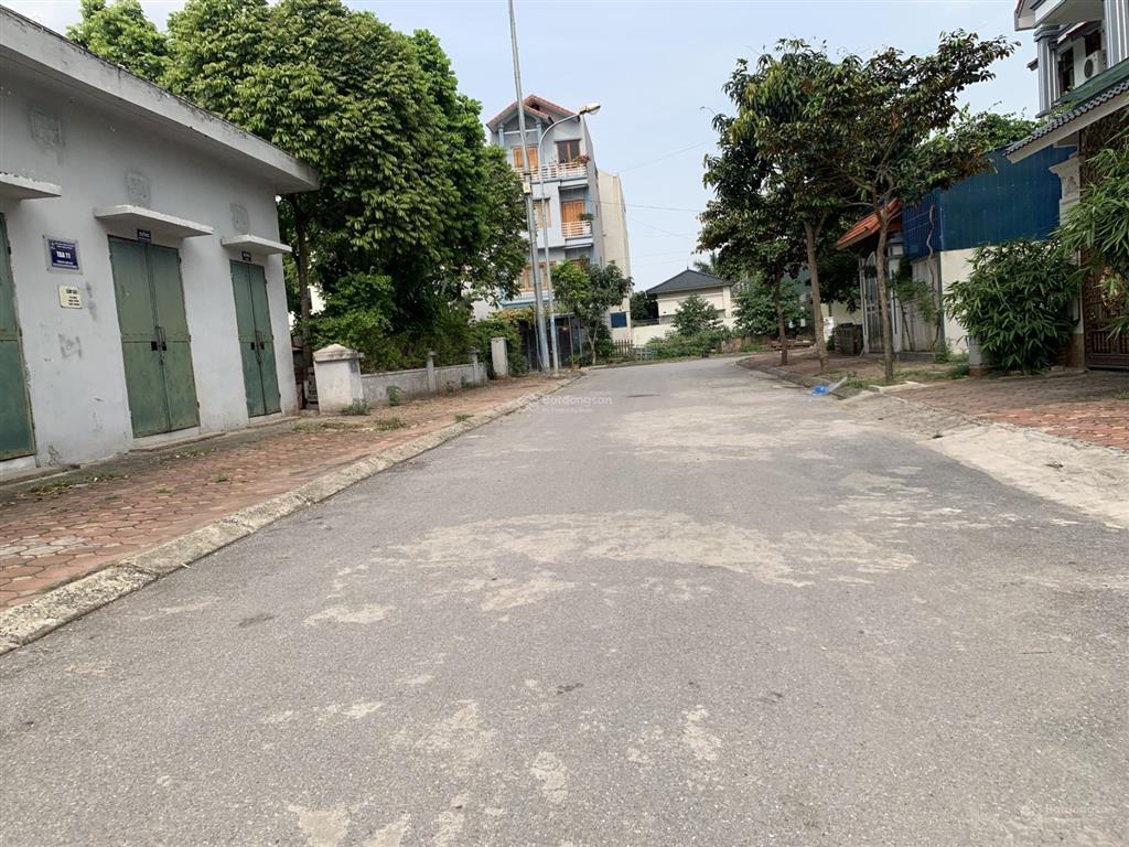 Bán lô đất giá đầu tư 98m2 khu tái định cư trâu quỳ, cách 10m ra phố nguyễn mậu tài, mặt tiền 6,52m