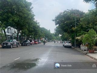 Cho thuê nhà nguyên căn mặt tiền đường lớn 30m kinh doanh sầm uất,cho thuê dài hạn,giá chính chủ.