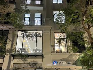 Cho thuê nhà phố manhattan, vin q9 giá siêu tốt  chỉ 30tr/tháng!