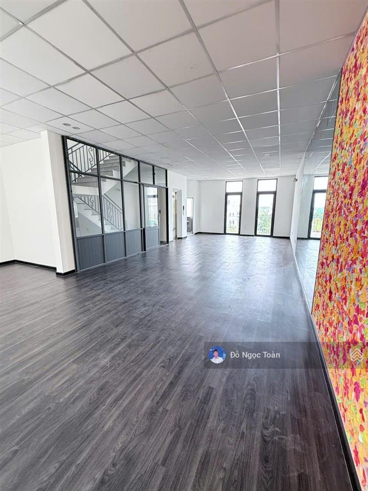 Cho thuê văn phòng vinhomes grand park. rẻ nhất thị trường