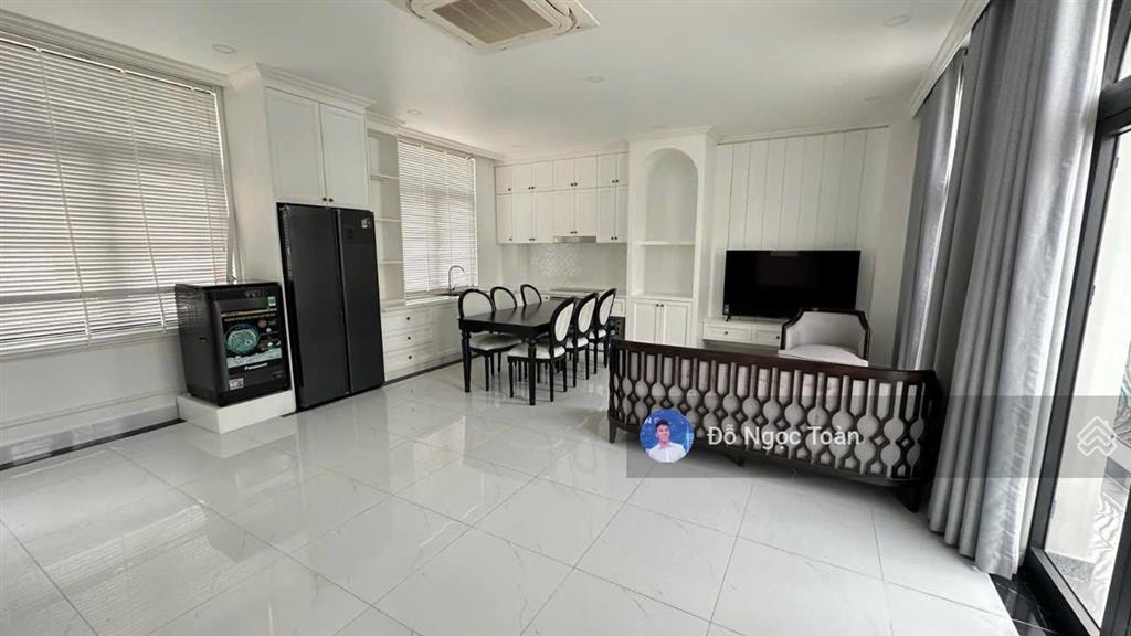 Cho thuê nhà phố full nội thất đẹp gần công viên 36ha tại vinhomes grand park