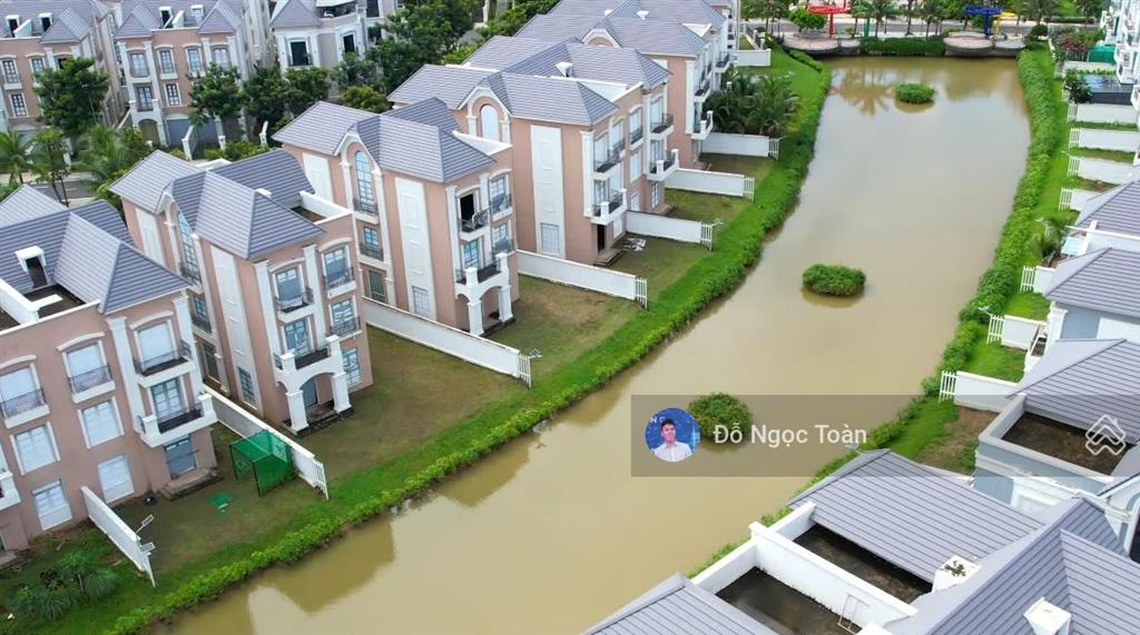 Em toàn  chuyên săn hàng đầu tư nhà phố  biệt thự tại vinhomes grand park q9
