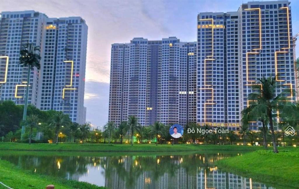 Em toàn  chuyên bán căn hộ 3pn masterise centre point tại vinhomes q9