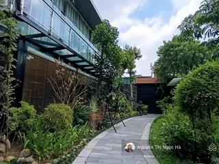Biệt thự nhà vườn tây hồ 560m. mặt tiền 30m, ô tô, kd homstay quá víp, giá trị bền, giá thỏa thuận