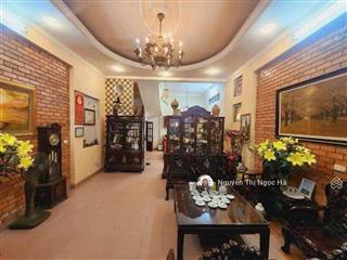 Siêu hiếm, phố chùa láng 15.3 tỷ, 2 ô tô tránh, kd trước nhà, dân xây, mt4.8  sổ nét căng. đầu tư.