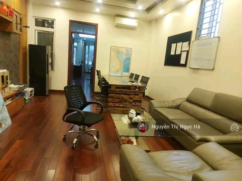 Bán nhà đường hoàng quốc việt giáp kđt stalake, phạm văn đồng, gara, nhà 5 tầng, ngõ thông, 21.6 tỷ