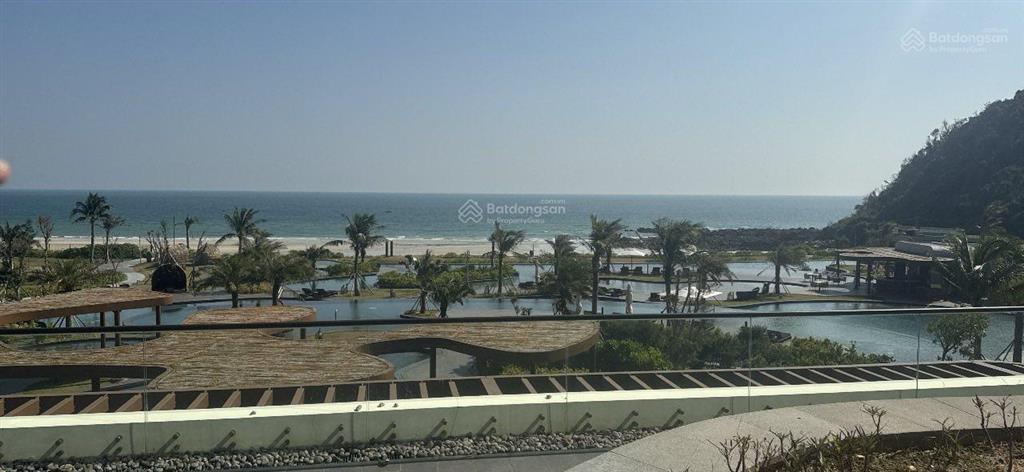 Bán resort 2 tầng + nhà dân đất vàng biển minh châu, quan lạn  3600m2, 2 thửa, rộng 60m, 144 tỷ