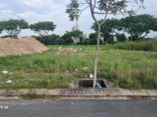 Cần bán đường lý văn phức khu tân trà đường 5m5 lề 3m gần sông đẹp giá 4,25 tỷ dt 90m