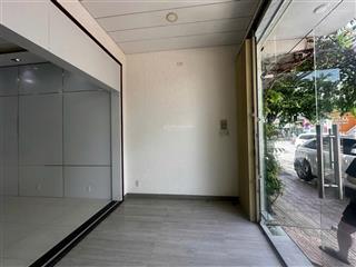 Cần bán / cho thuê nhà mặt tiền nguyễn thị minh khai  trung tâm thành phố nha trang