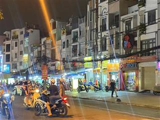 Cho thuê nhà mặt tiền đường cmt8 kinh doanh chỉ 12 triệu/ tháng