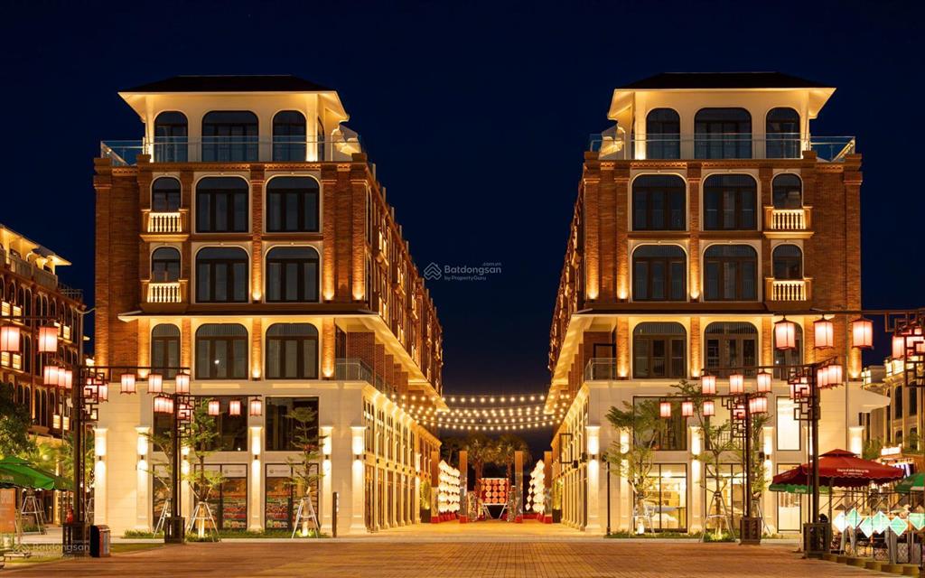 Nhà phố kinh doanh menas zone vỹ dạ 3 mặt tiền đường, giá trần 29tỷ đầy đủ nội thất chuẩn ks