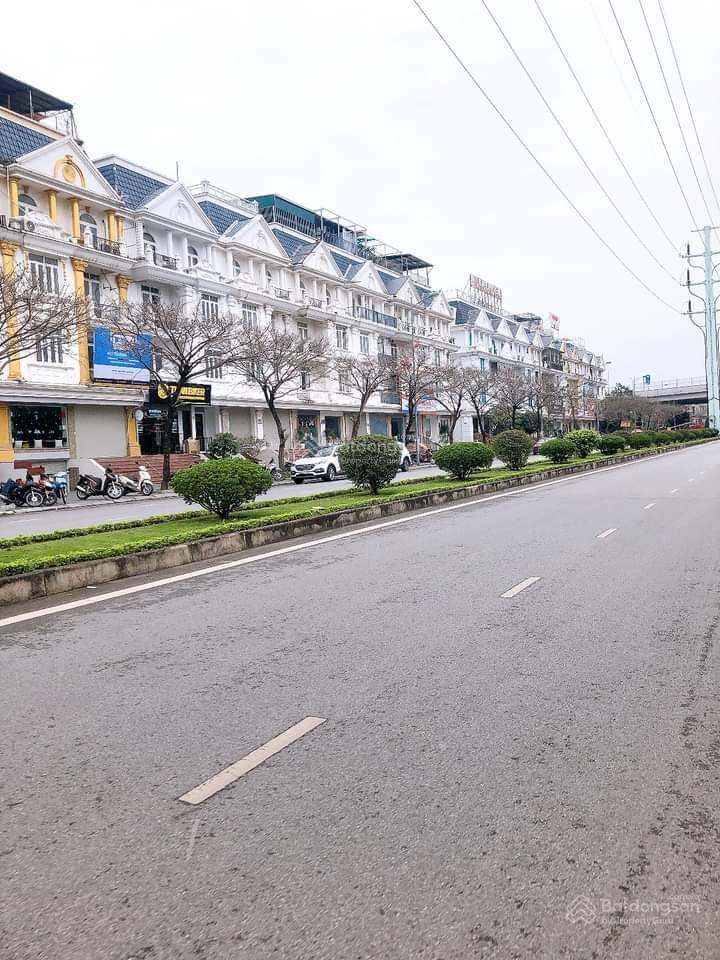 Bán nhà đầu phố mặt đường 23  cửa ngõ kđt thành phố giao lưu  đ. phạm văn đồng, giá 5x tỷ