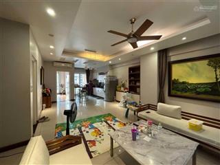 Bán ch 3 phòng ngủ 102m2 có slot ô tô, full nội thất, vincom dưới nhà, giá 7.x tỷ
