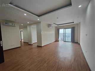 Bán ch 3 ngủ lô góc, 122m2, view hồ tp giao lưu, 9.x tỷ  0934 439 ***
