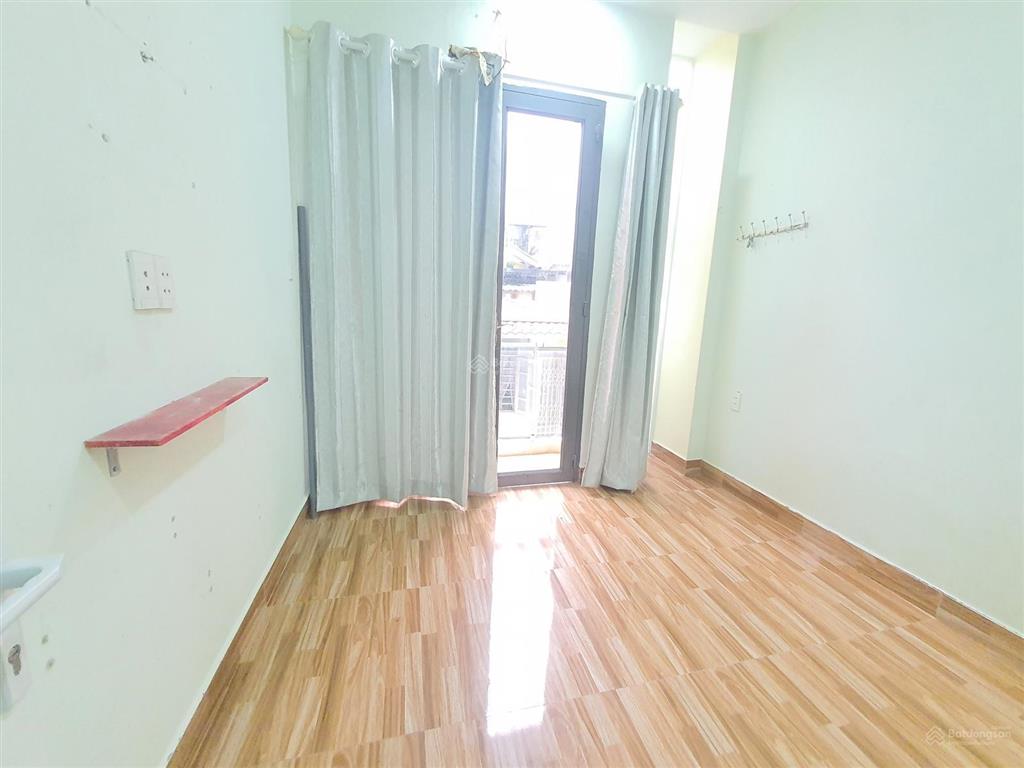 4 tầng  chỉ 6.5 tỷ  bà hạt  quận 10